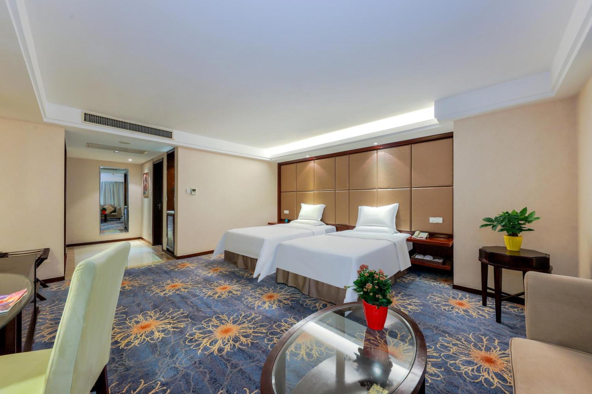 Yuehai Hotel Zhengzhou