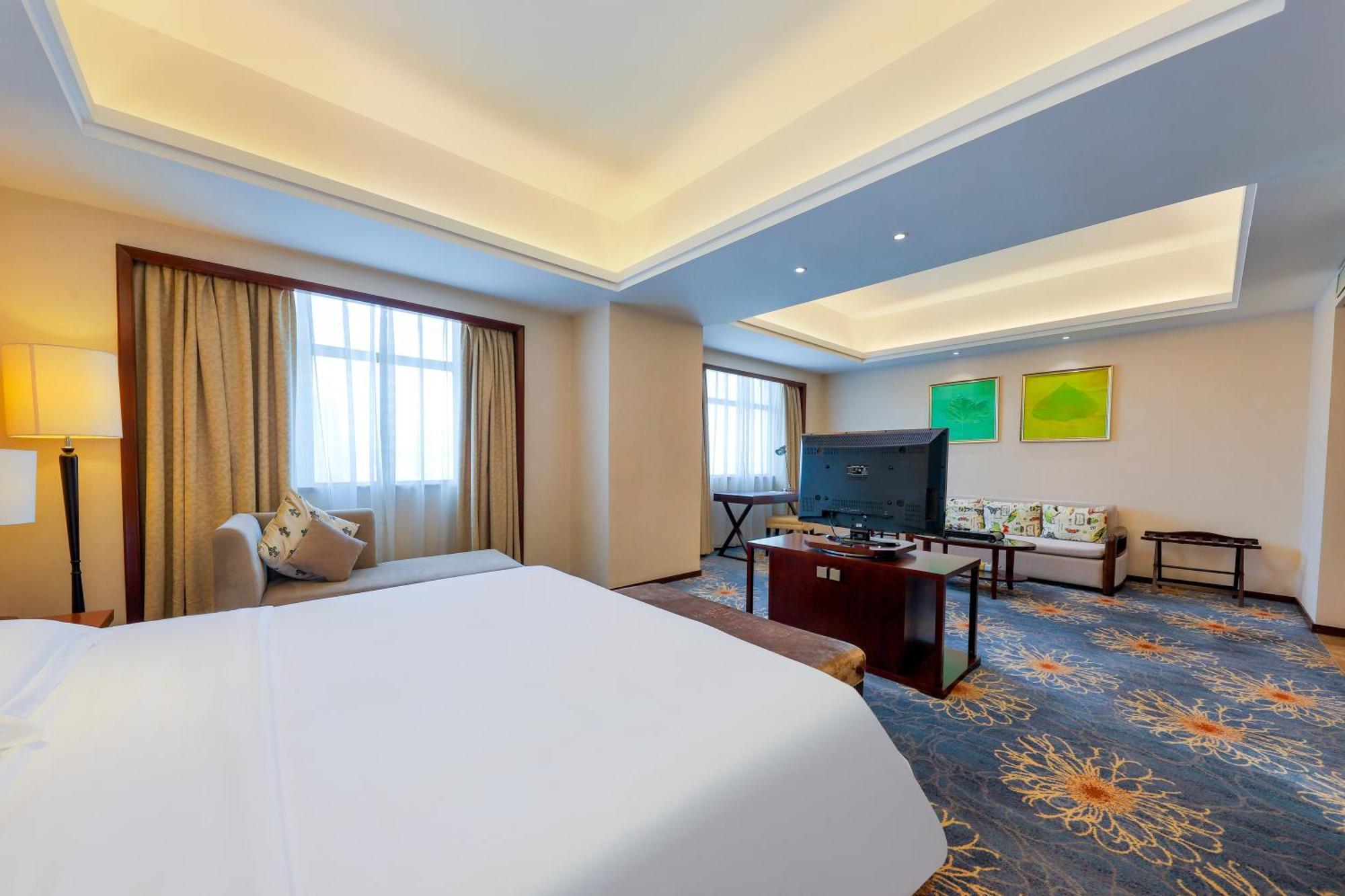 Yuehai Hotel